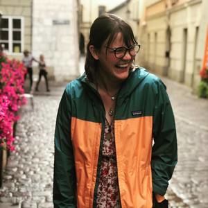 Meet your Posher, Emily